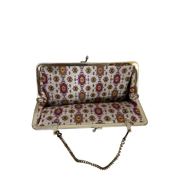 Vintage White Faux Leather Clutch Purse with Chain Strap Evening Bag - Picture 4 of 6